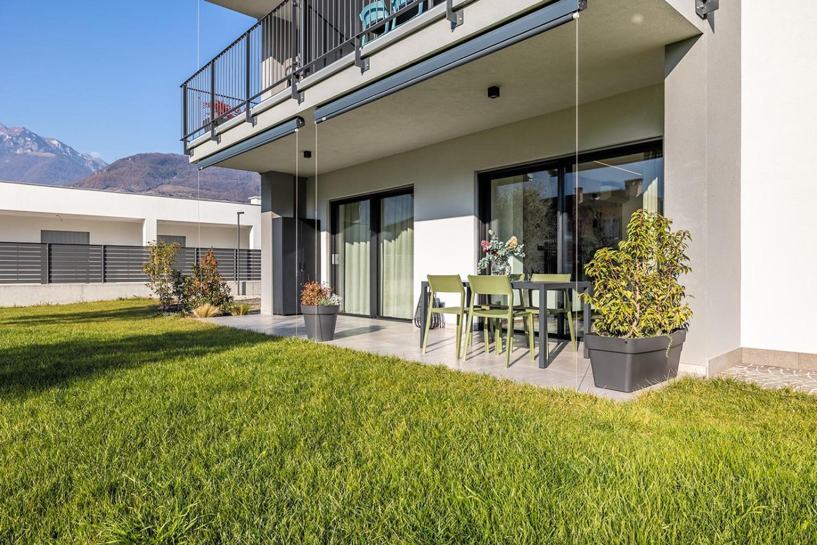 加尔达湖滨Elvy Garda Living Garden公寓 外观 照片